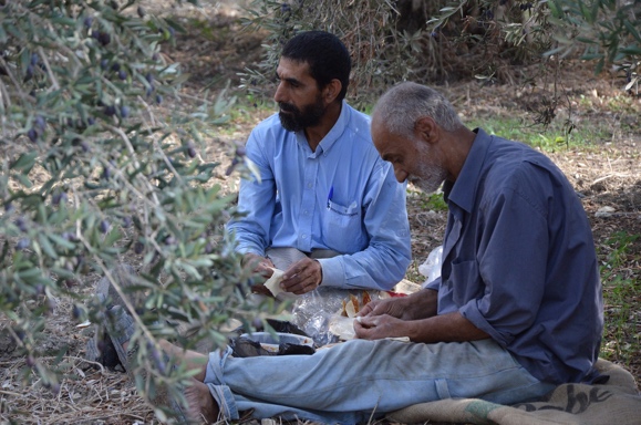 Syrian Refugees travelling